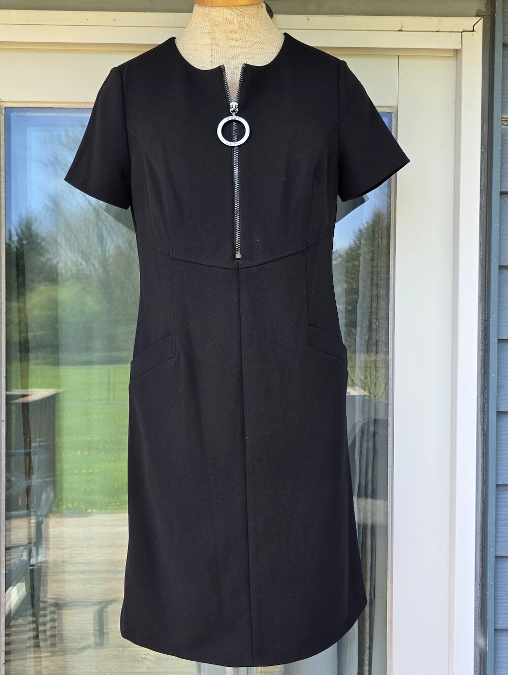 DKNY Black Short-Sleeve Dress with Ring-Zip 8